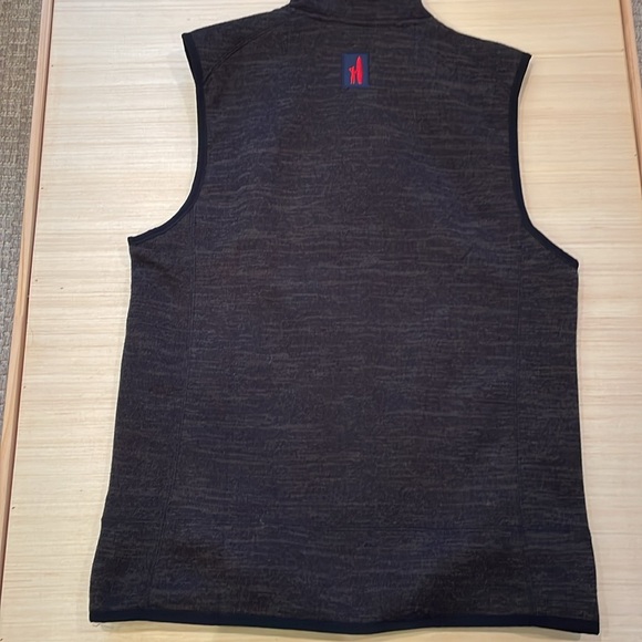 Alabama Johnnie-O zipper vest. Heather charcoal/black - Picture 7 of 10